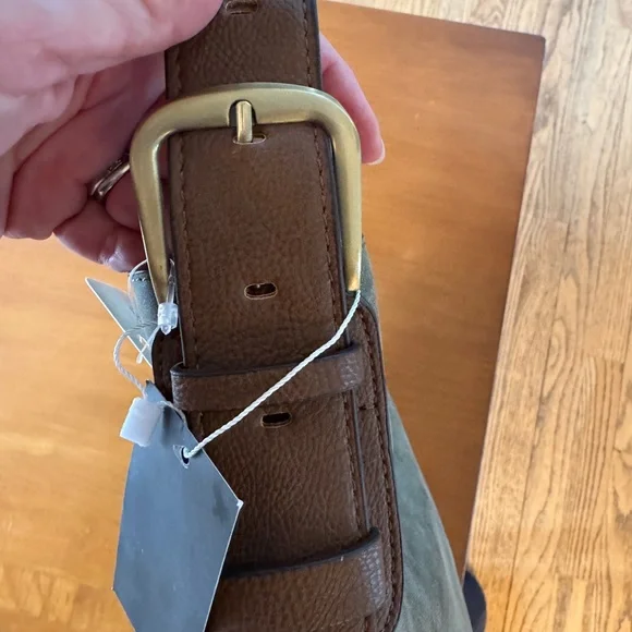 Joy Susan Vegan Leather Tote including Inner Organizer Pouch with 3 Pockets. - Picture 6 of 13